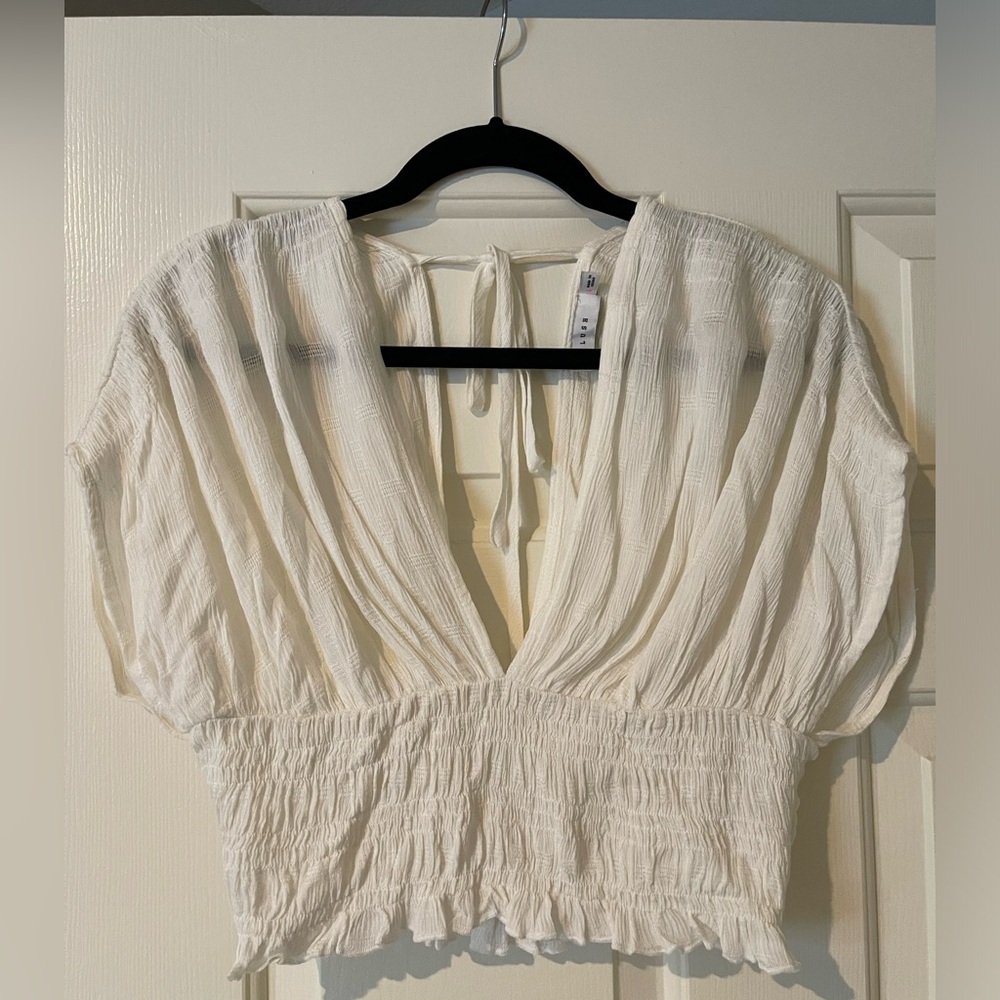 Lush short sleeve crop top open back top and mini ruffle skirt set size large
